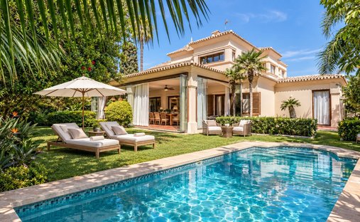 Villa in San Pedro de Alcantara, Andalusia, Spain 1