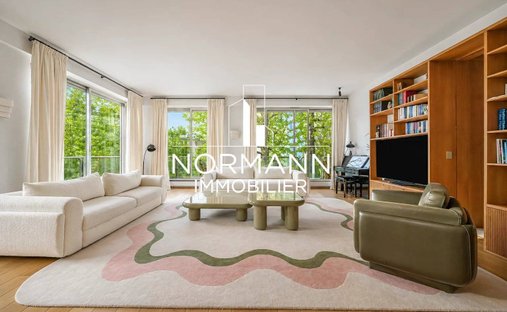 Apartment in La Plaine des Sablons, Neuilly-sur-Seine, France 1