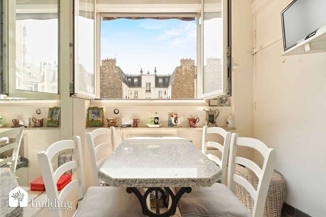 Apartment in Pereire-Malesherbes, Paris 17e Arrondissement, Paris 5 - 18974226