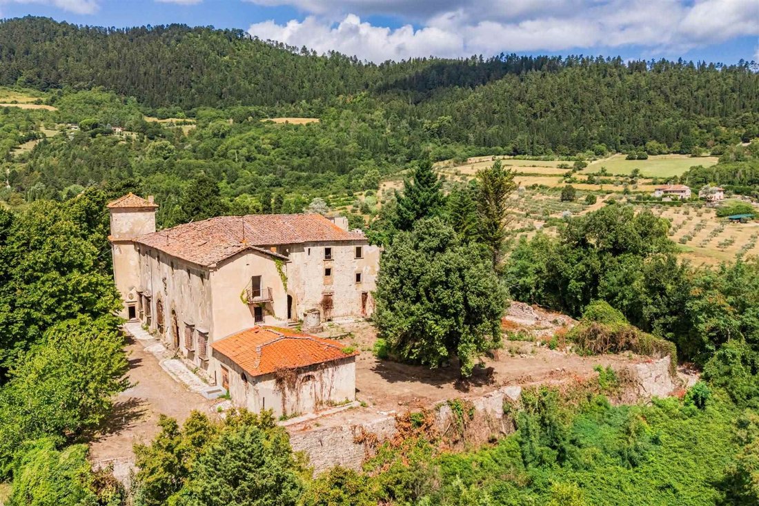 Estate in Monte Morello-Cercina, Municipality of Sesto Fiorentino, Tuscany 3 - 18971267