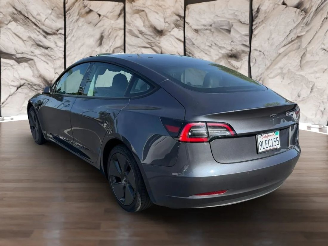 Sedan in Ontario, CA, United States 4 - 18975203