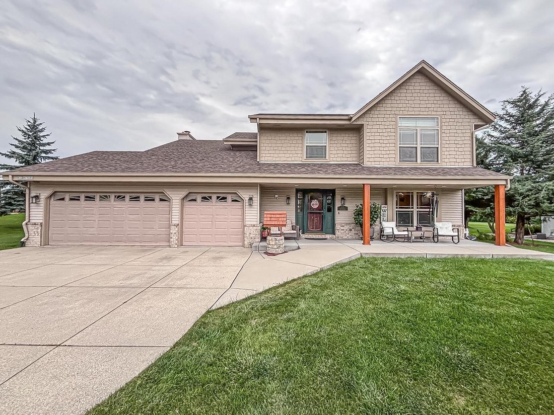 House in Menomonee Falls, Wisconsin, United States 1 - 18964670