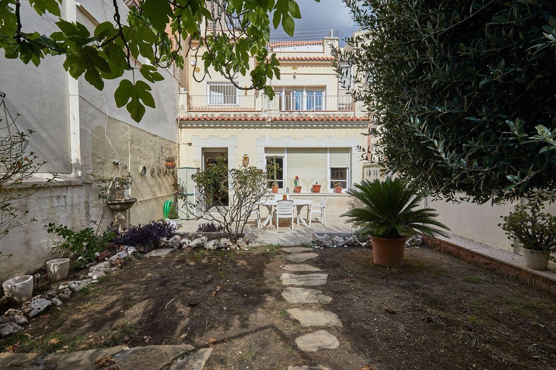 Villa in Horta-Guinardó, Barcelona, Spain 5 - 18970833