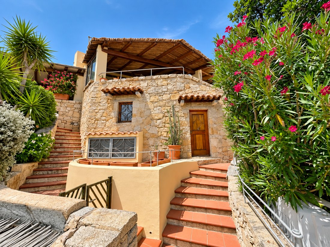 House in Marina di Porto Cervo, Porto Cervo, Italy 2 - 18971581