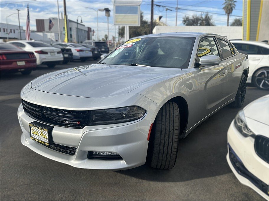 Sedan in Fresno, CA, United States 4 - 18980623