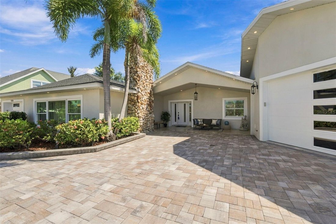 House in Tampa, Florida, United States 5 - 18968976