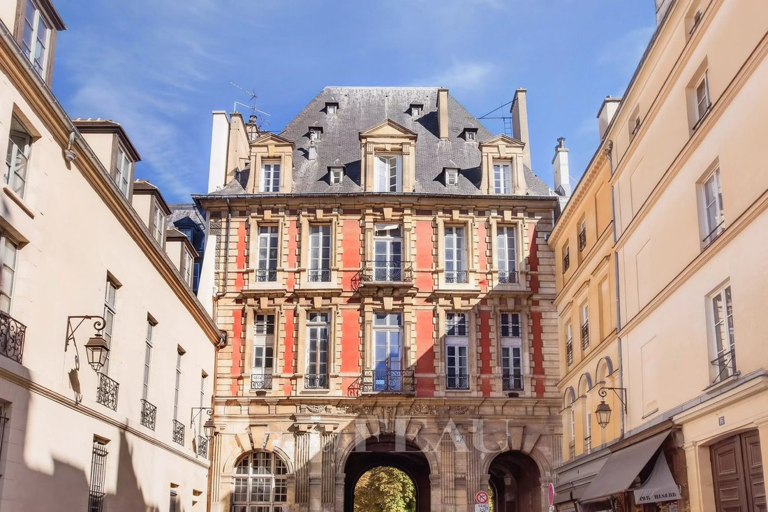 Apartment in Saint Gervais, Paris 4e Arrondissement, Paris 1 - 18976113
