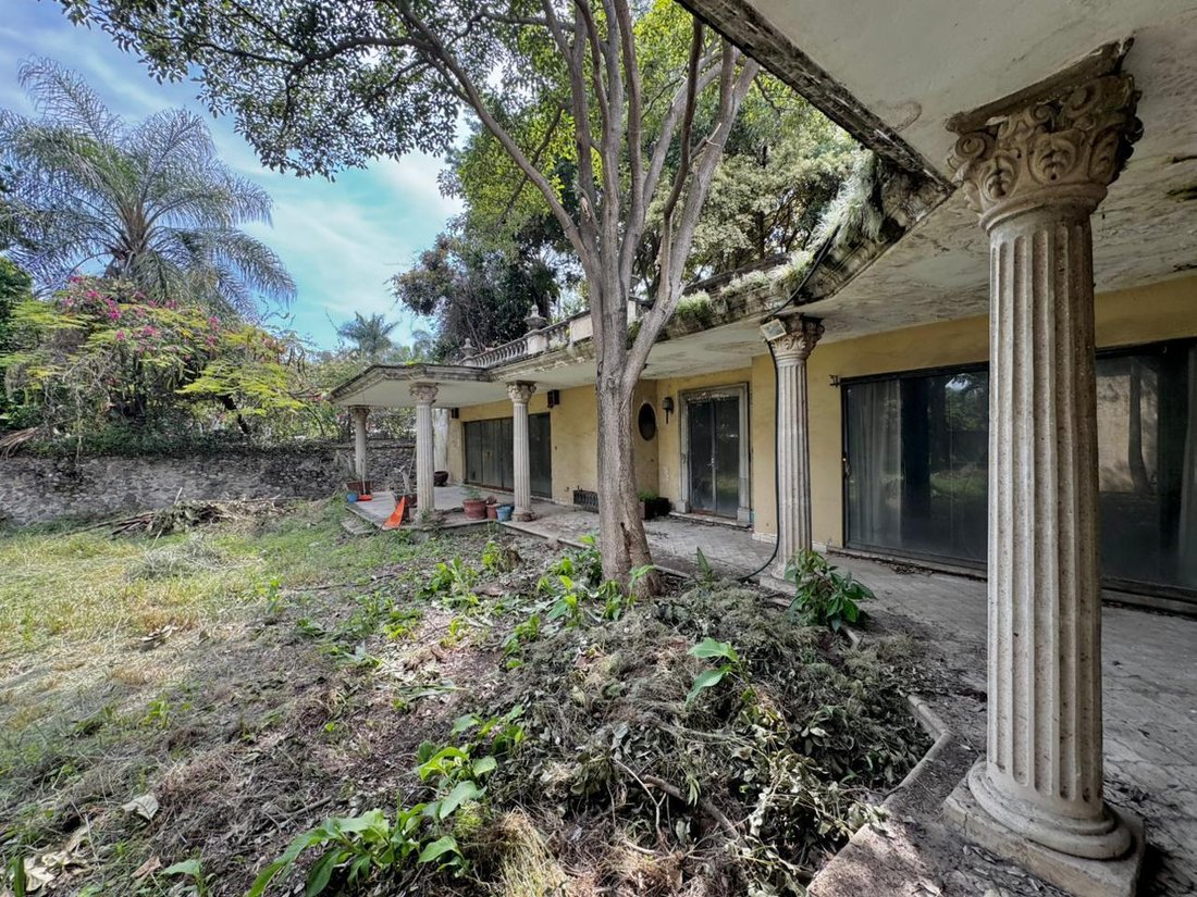 Land in Cuernavaca, Morelos, Mexico 1 - 18966414