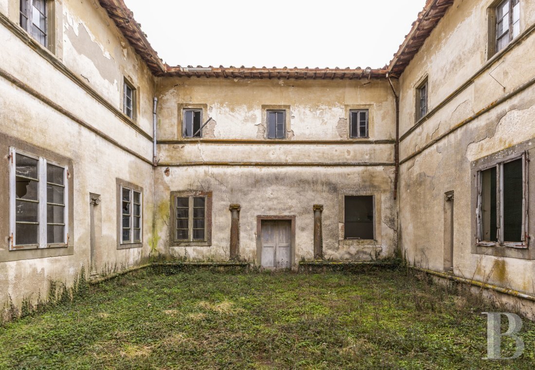 Villa in Borgo San Lorenzo, Tuscany, Italy 2 - 18971156