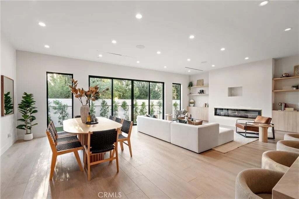 House in Los Angeles, California, United States 5 - 18965017