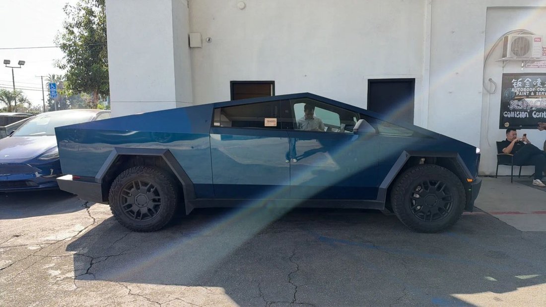 Pickup in Azusa, CA, United States 3 - 18975128