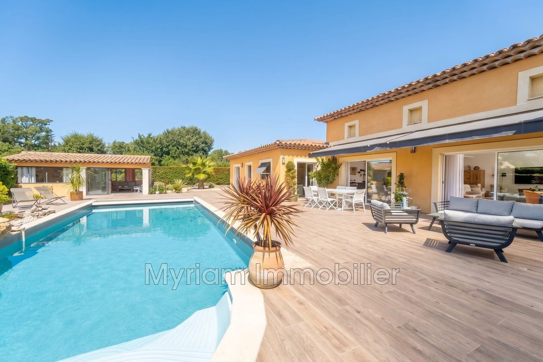Villa in Saint-Cézaire-sur-Siagne, Provence-Alpes-Côte d'Azur, France 1 - 18974233