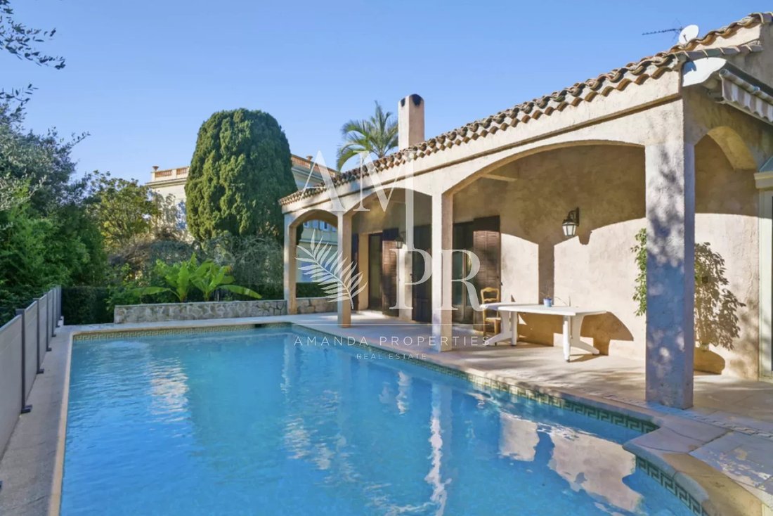 Villa in Camp Long, Cannes, France 2 - 18979228