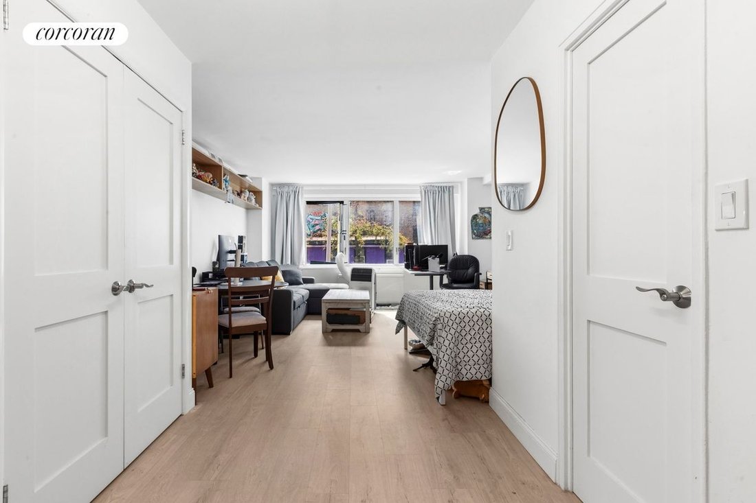Co Op in New York, New York, United States 1 - 18978047