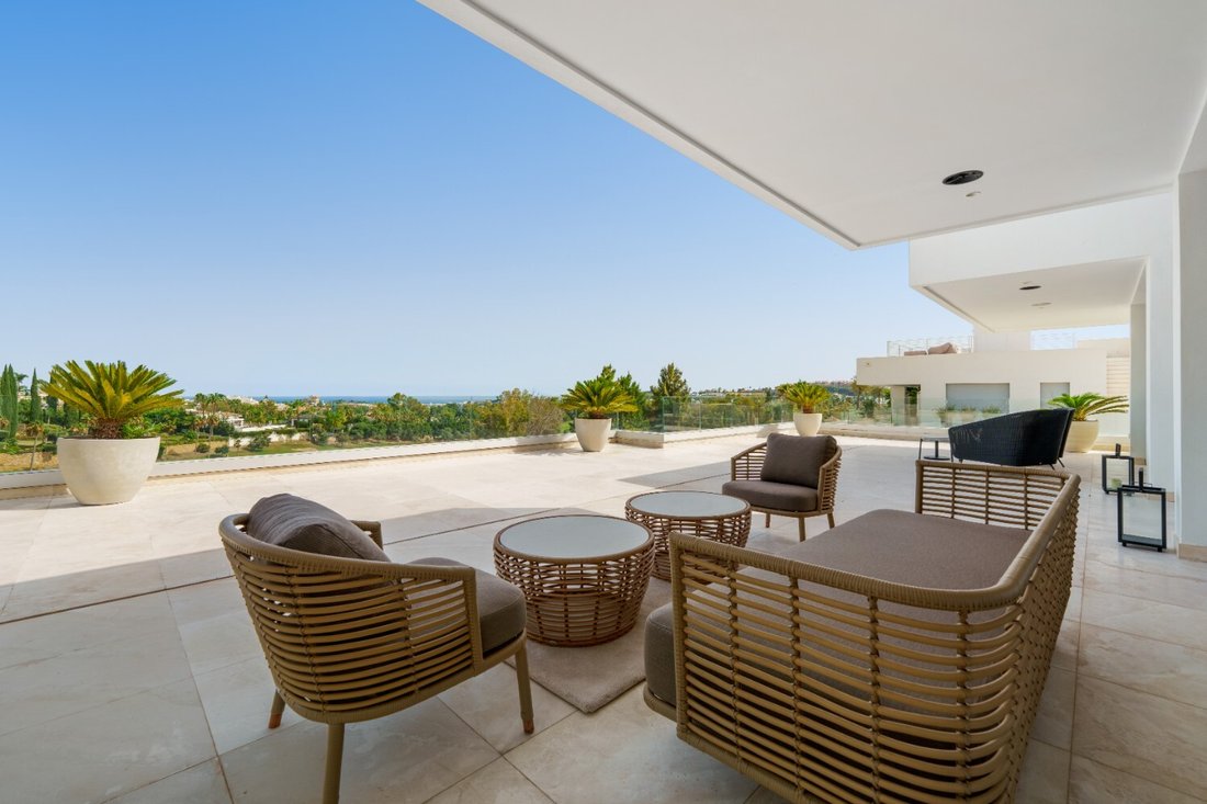 Villa in Nueva Andalucia, Marbella, Spain 4 - 18965808
