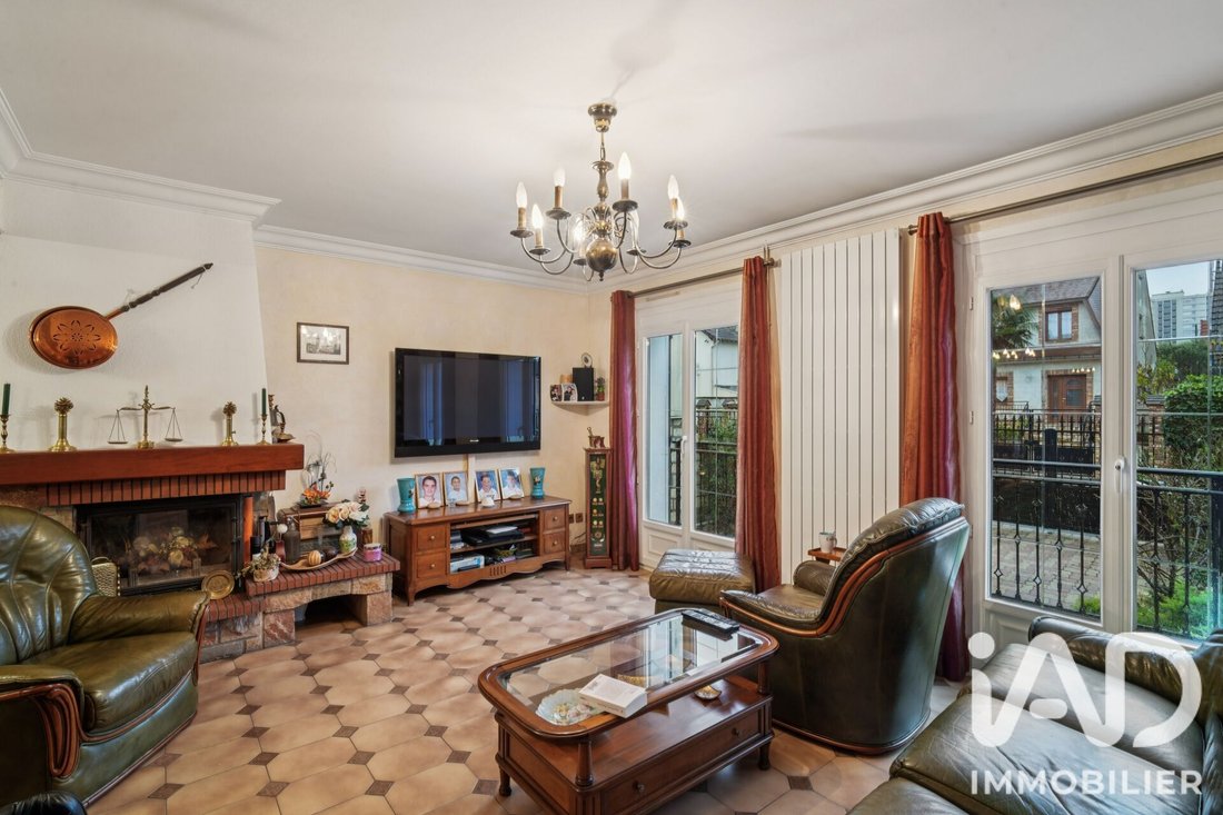 House in Vitry-sur-Seine, Ile-de-France, France 5 - 18979980