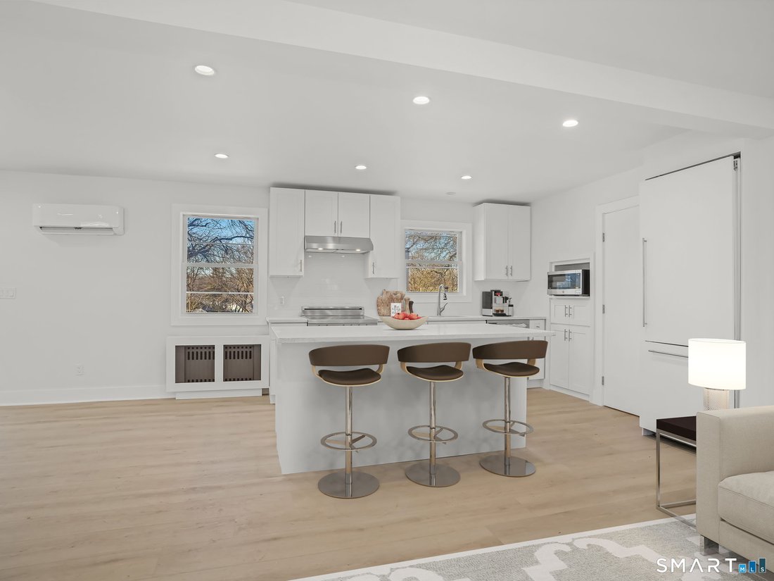 House in Stamford, Connecticut, United States 2 - 18973417