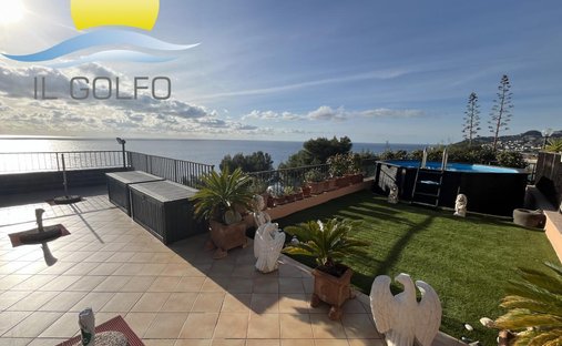 Apartment in Porto Maurizio, Imperia, Liguria 1