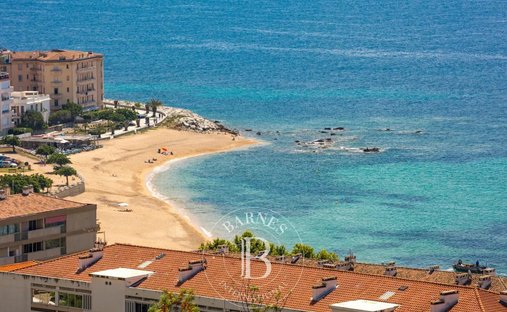 Haus in Parc Berthault, Ajaccio, Frankreich 1