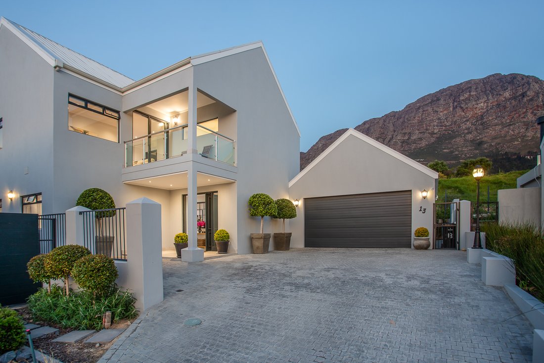 Country House in Franschhoek, Western Cape, South Africa 1 - 18979863