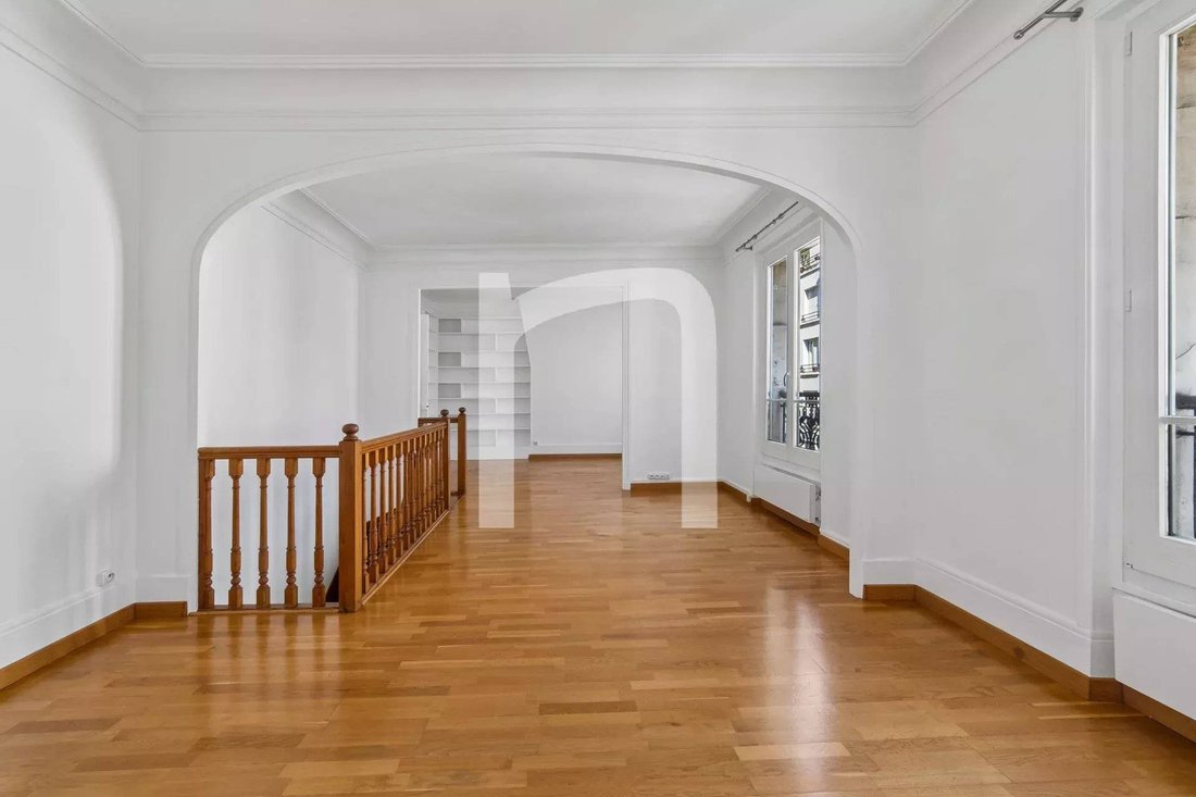 Apartment in Bois de Boulogne, Paris 16e Arrondissement, Paris 2 - 16115867