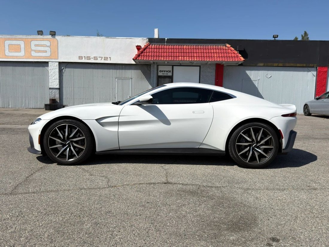 Coupe in Azusa, CA, United States 4 - 18972104