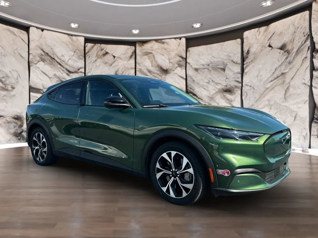 Suv in Ontario, CA, United States 3 - 18975216