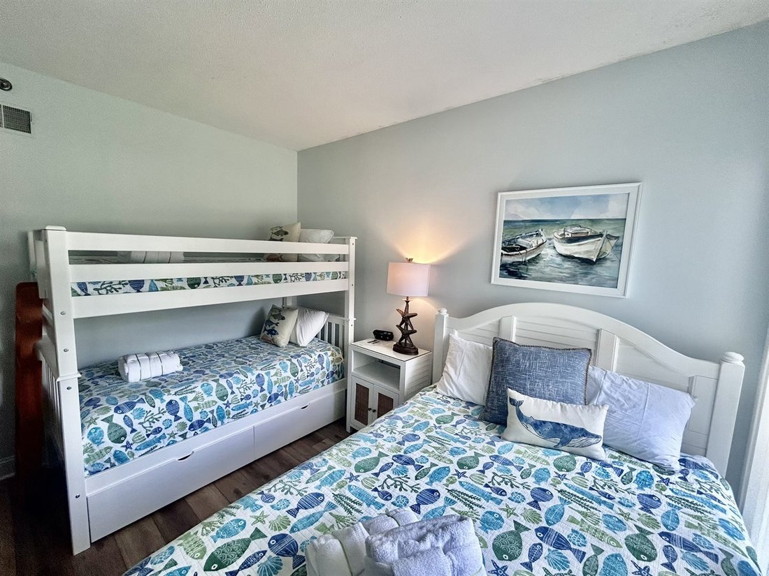 Condo in Hilton Head Island, South Carolina, United States 5 - 18972614