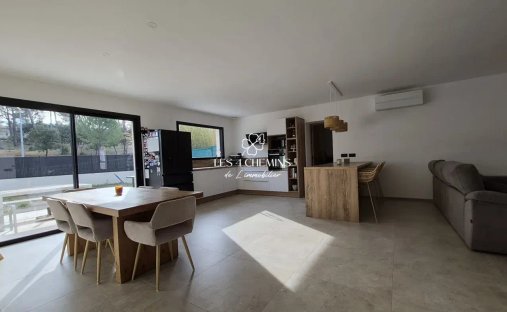 Villa in Rousset, Provence-Alpes-Côte d'Azur, France 1