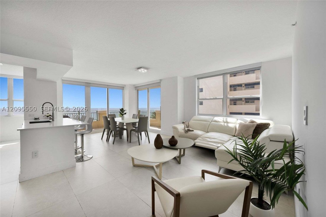 Condo in Hallandale Beach, Florida, United States 4 - 18965341