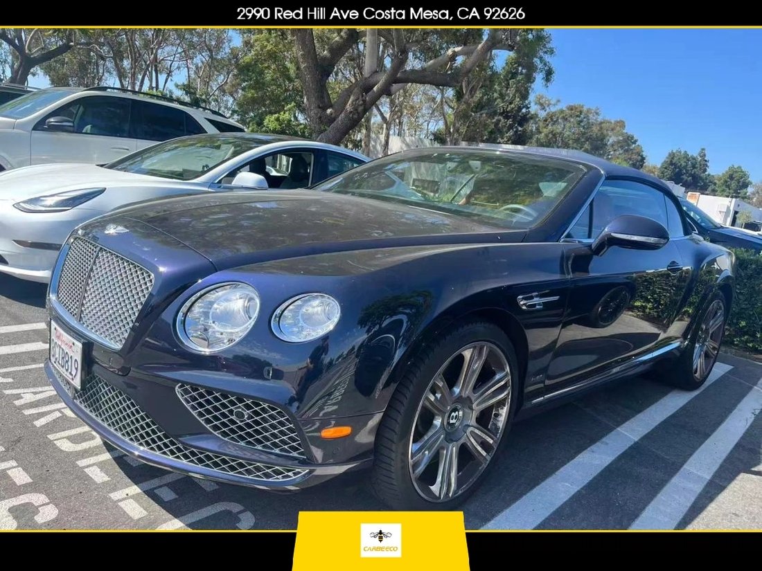 Cabriolet in Costa Mesa, CA, United States 1 - 18971805