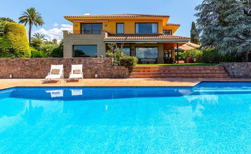 House in Alella, Catalonia, Spain 1