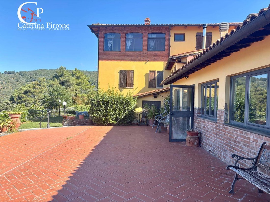 Villa in Castelfranco Piandisco, Tuscany, Italy 1 - 18972573