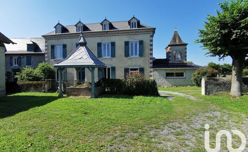 House in Agnos, Nouvelle-Aquitaine, France 1