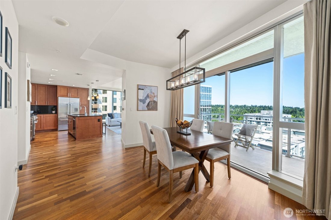 Condo in Bellevue, Washington, United States 5 - 18978772