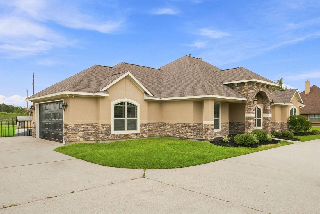House in Baytown, Texas, United States 4 - 18977753