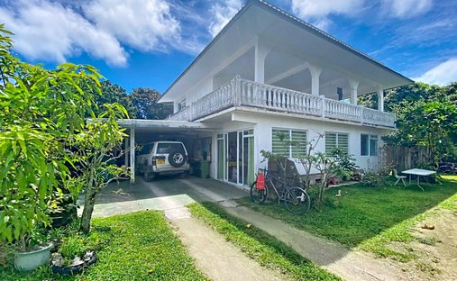 House in Huahine, Leeward Islands, French Polynesia 1