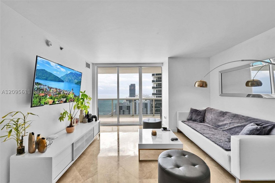 Condo in Hallandale Beach, Florida, United States 5 - 18965334