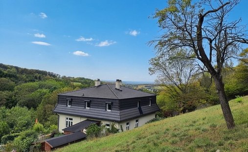 Villa in Tulbing, Lower Austria, Austria 1