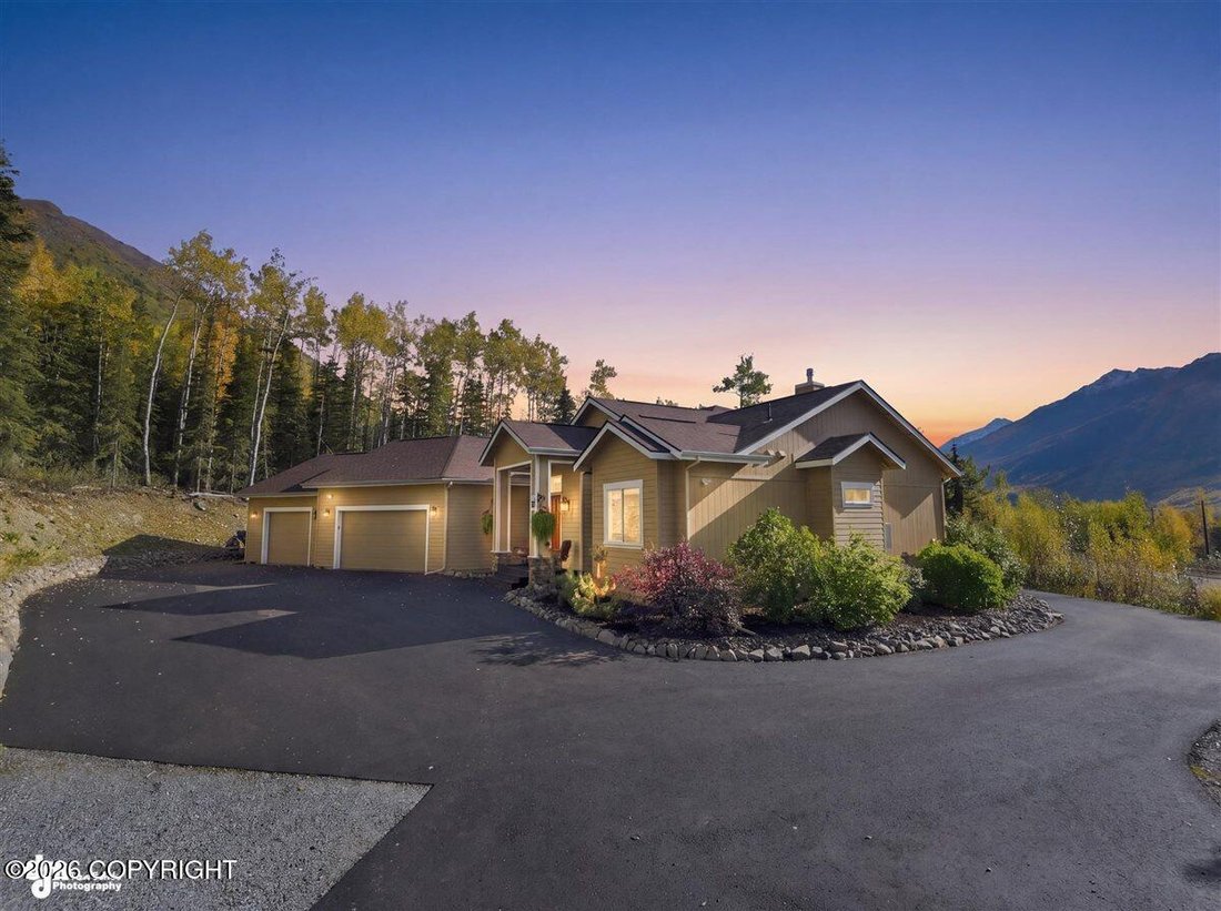 House in Anchorage, Alaska, United States 1 - 18964666