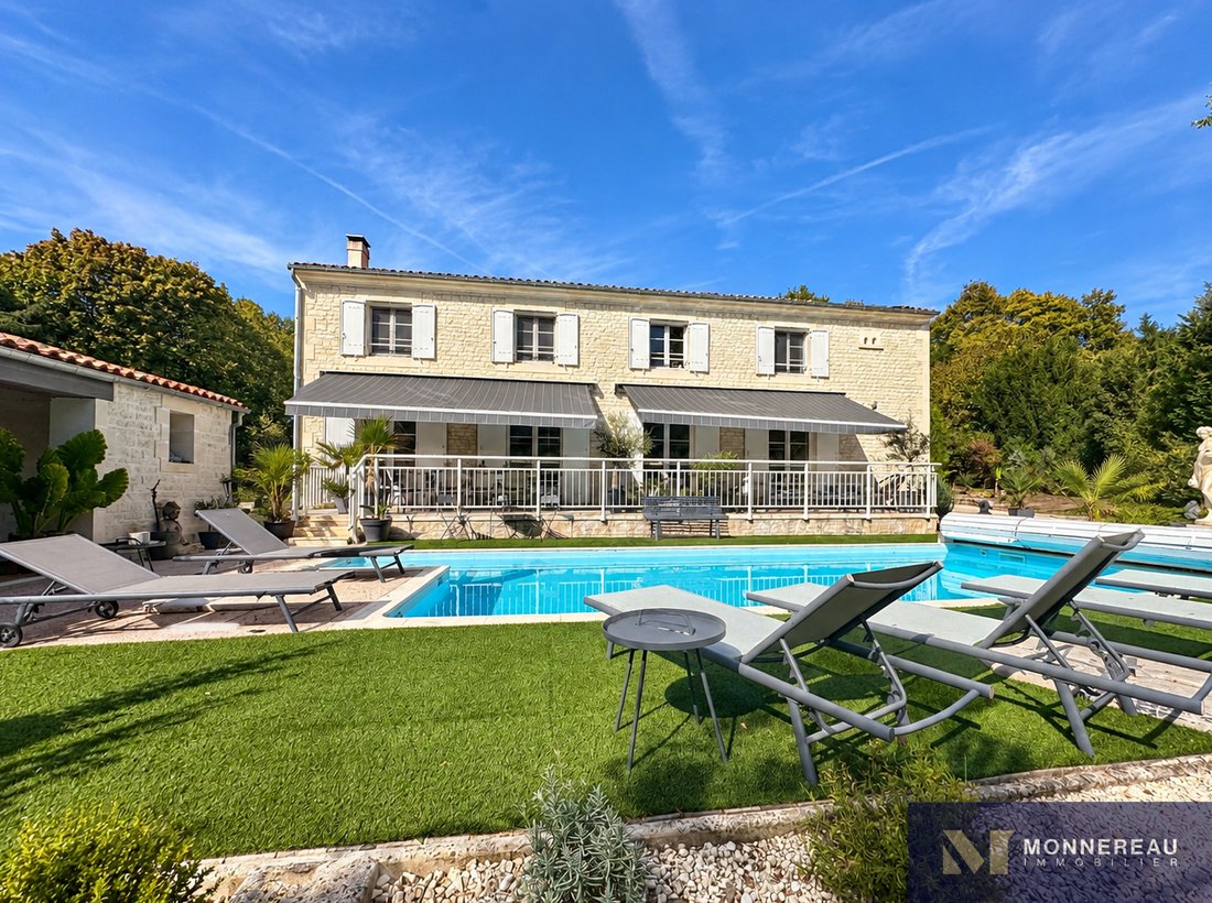 House in Centre, Saintes, France 1 - 18970768