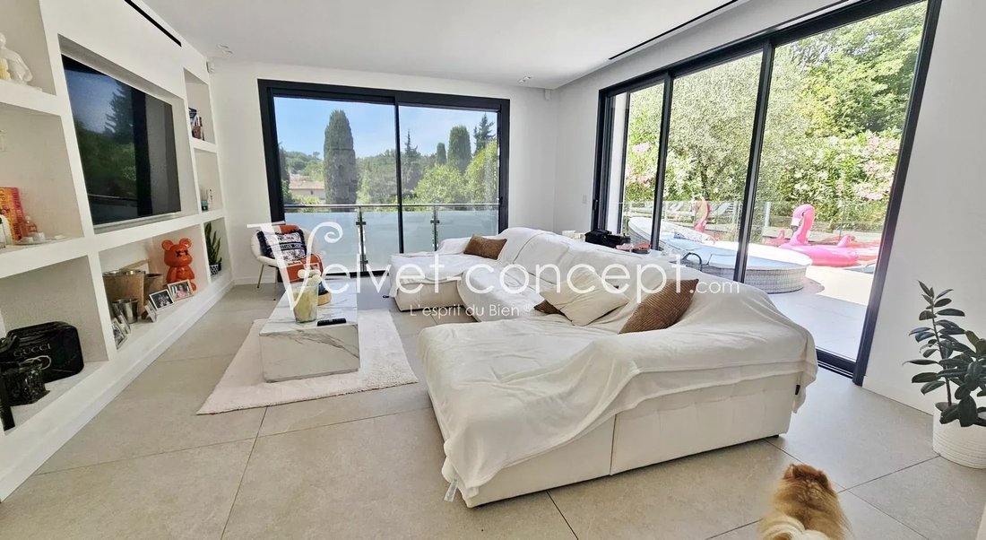 Villa in Châteauneuf-Grasse, Provence-Alpes-Côte d'Azur, France 4 - 18146662