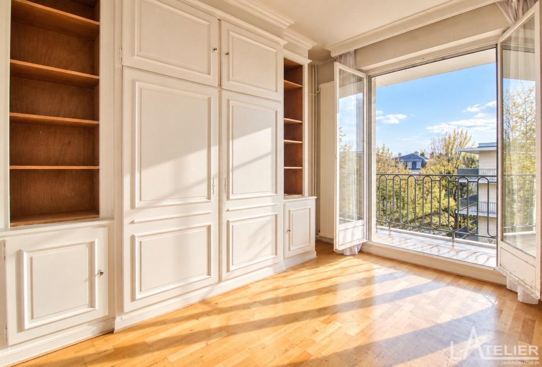 Apartment in Forêt, Saint-Germain-en-Laye, France 4 - 18966208