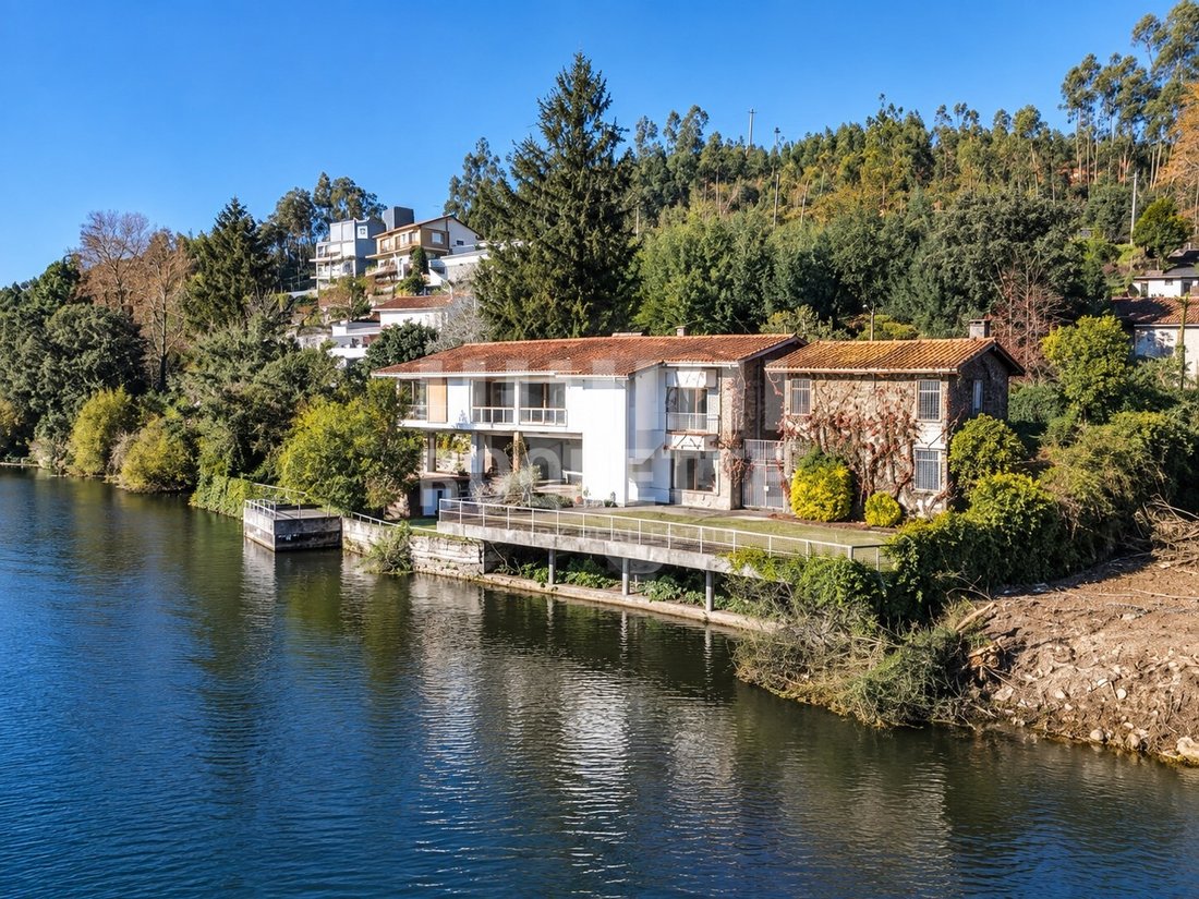 House in Foz do Sousa, Porto District, Portugal 1 - 18966444