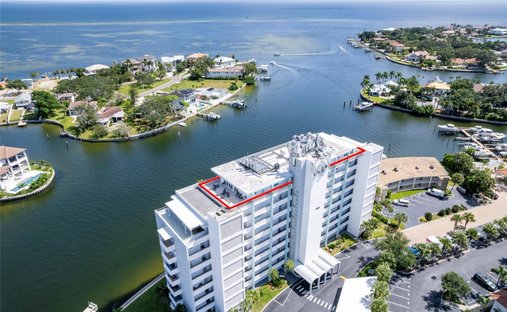 Condo in St. Petersburg, Florida, United States 1