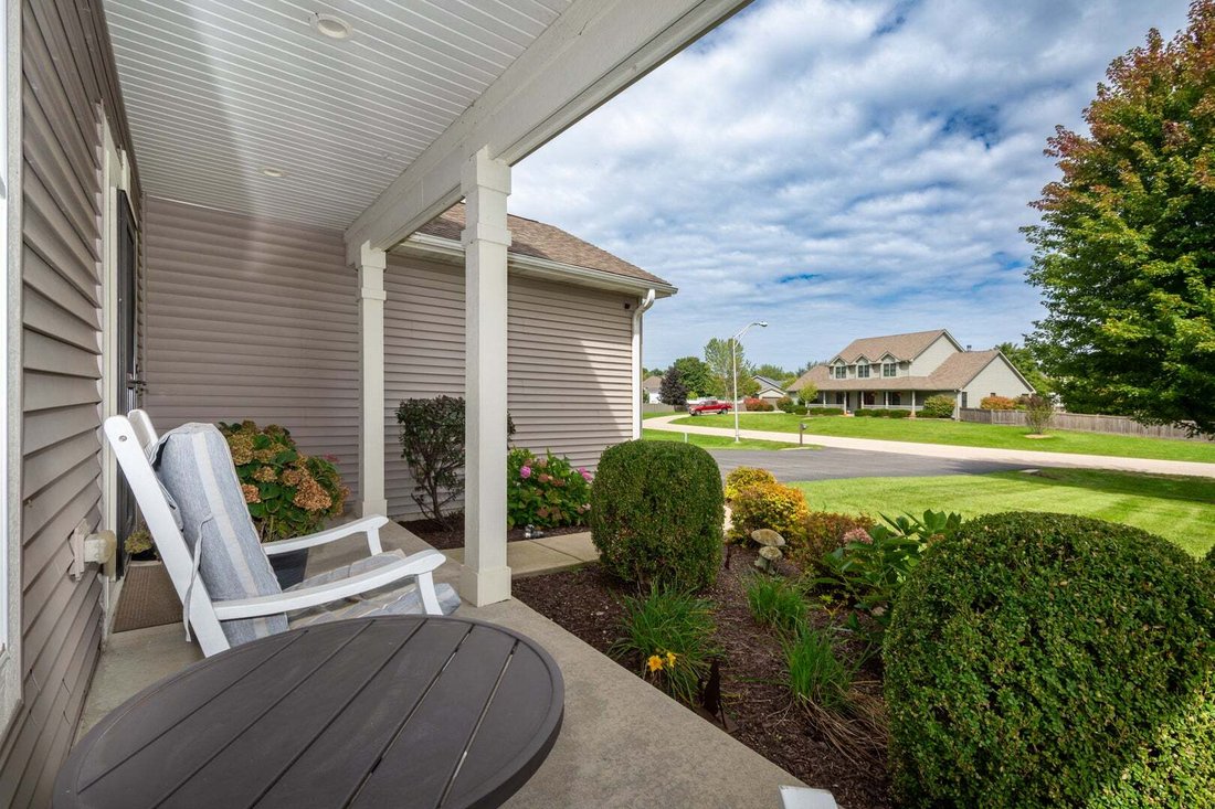 House in Antioch, Illinois, United States 4 - 18970272