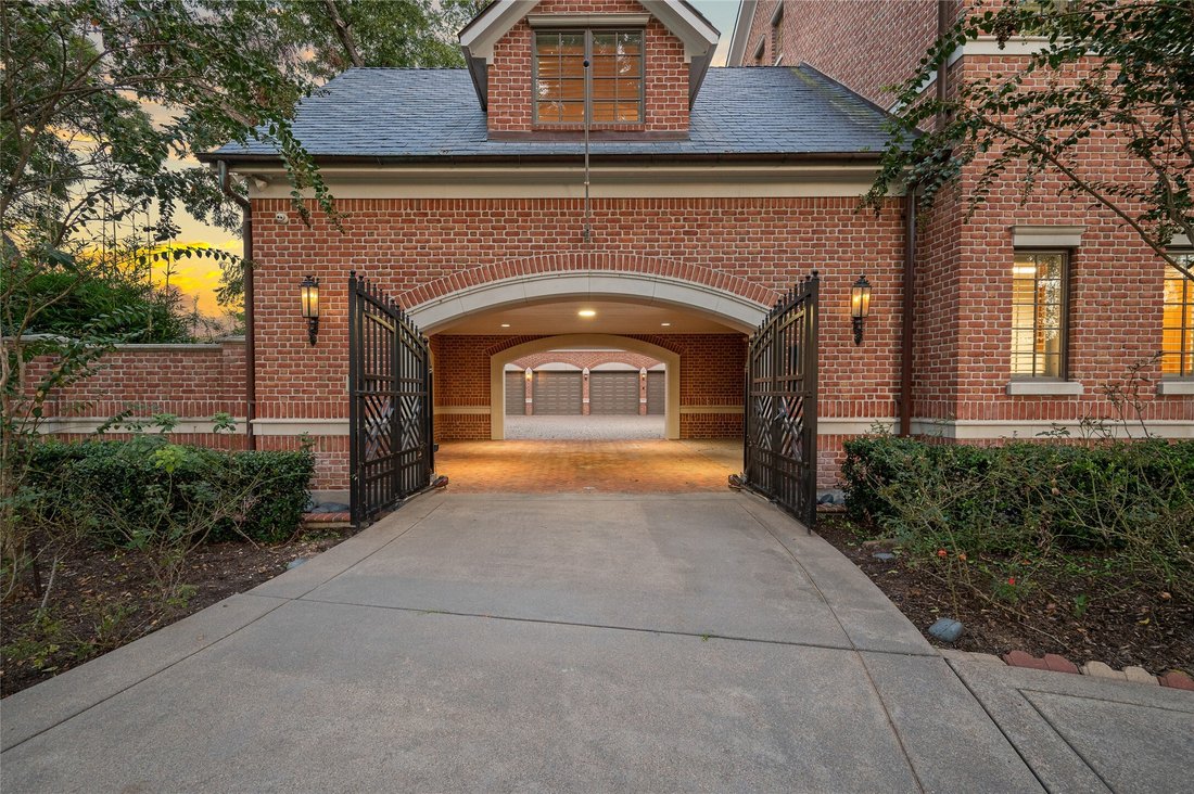 House in Sugar Land, Texas, United States 2 - 18846736