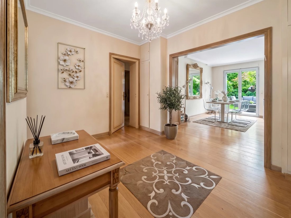 Apartment in La Plaine des Sablons, Neuilly-sur-Seine, France 2 - 18967647