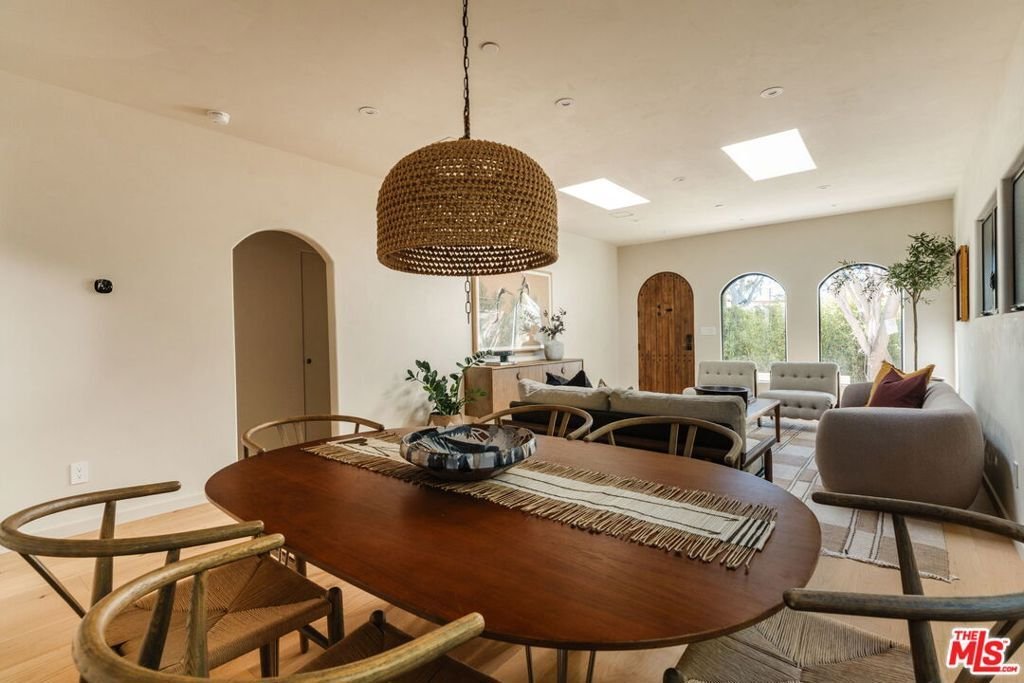 House in Los Angeles, California, United States 5 - 18964773