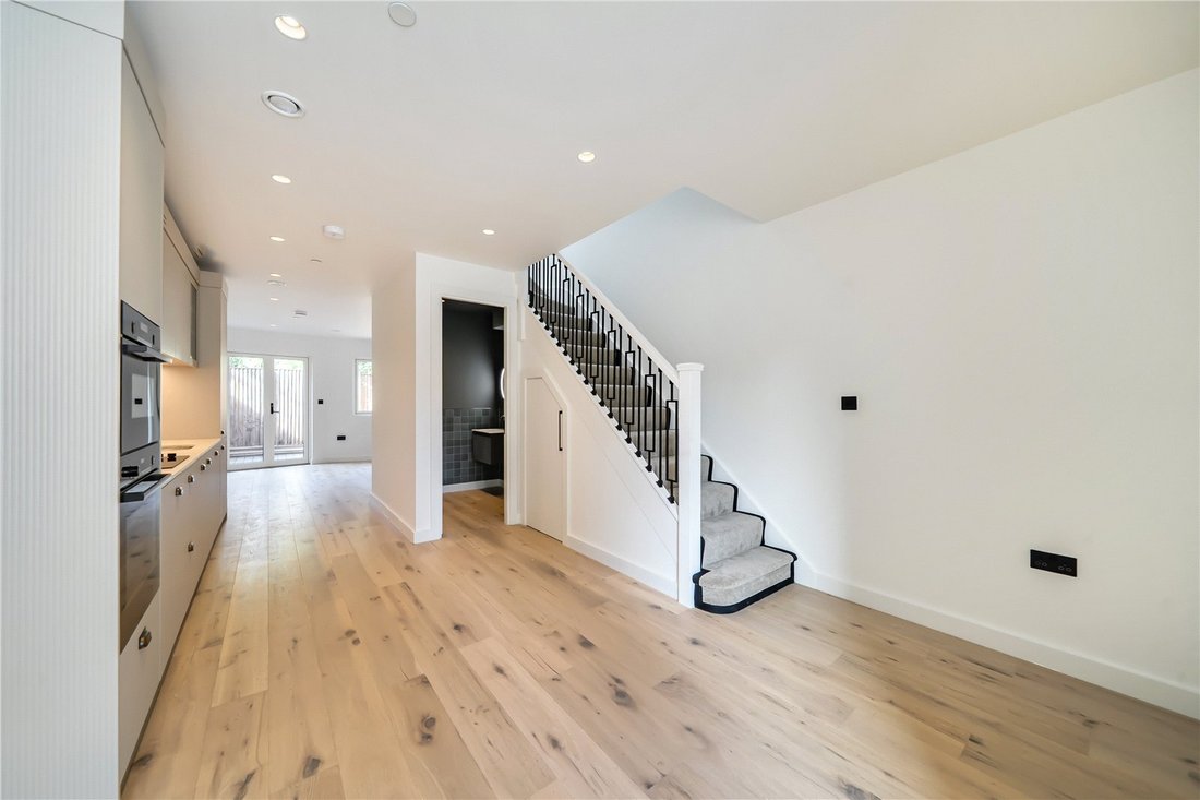 House in Barnet, England 2 - 18968855